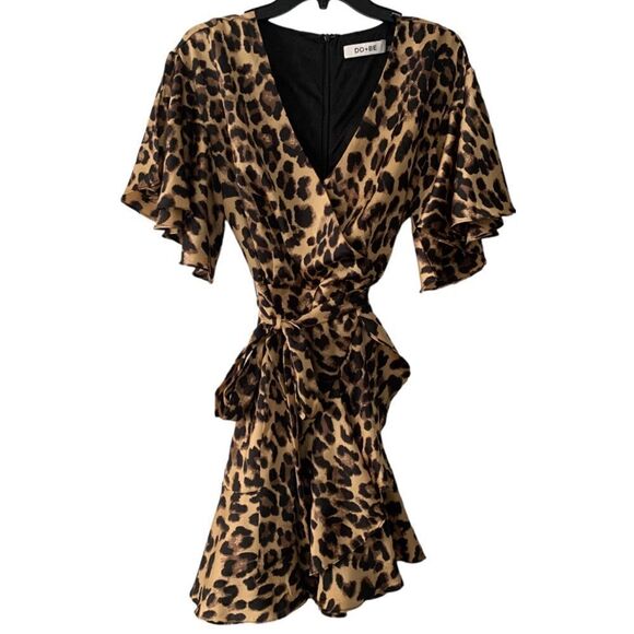 DO+BE Animal Print Wrap Mini Dress LIKE NEW - Picture 1 of 6